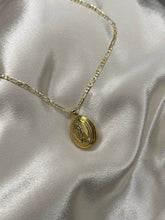 Cargar imagen en el visor de la galería, Gold Virgencita Locket
